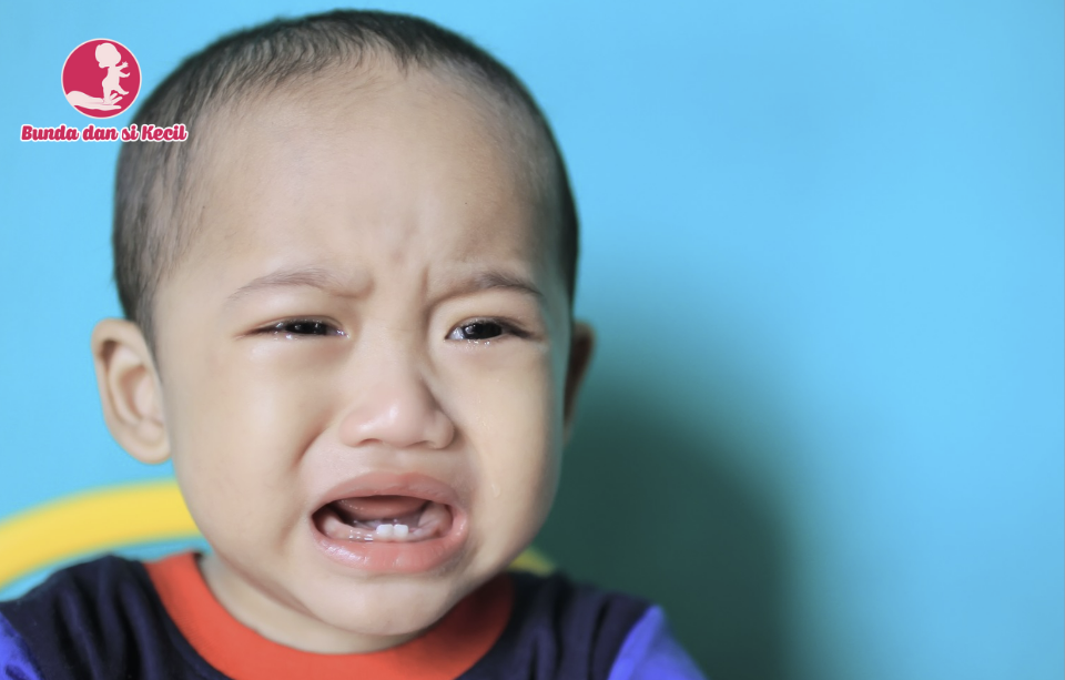 6 Trik Ampuh Mengatasi Si Kecil Rewel Saat Tumbuh Gigi (TumGi)